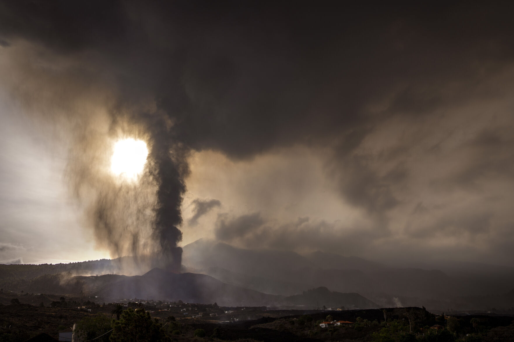 APTOPIX Spain Volcano
